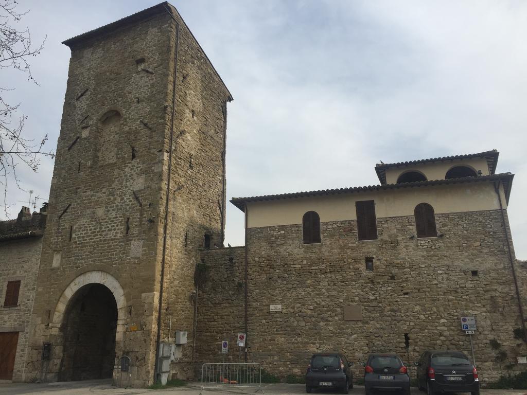 Hotel Palazzo Brunamonti Bevagna Exterior foto