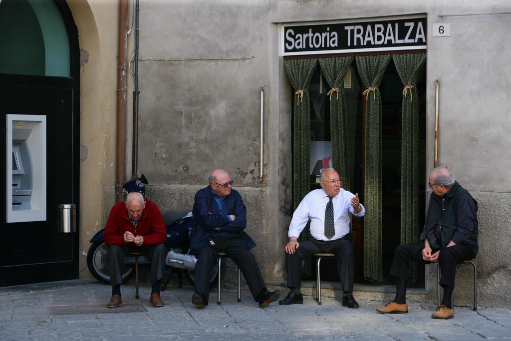 Hotel Palazzo Brunamonti Bevagna Exterior foto